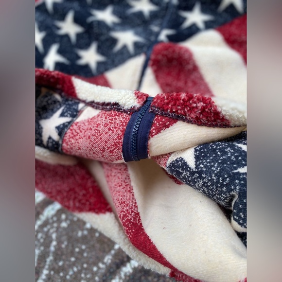 Rare black mountain American flag Sherpa jacket - Picture 13 of 13